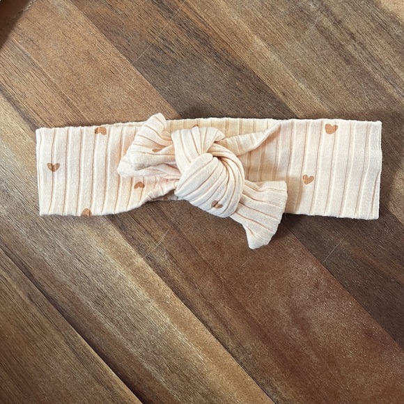 Willow + Whimsy girl outfit and headband - Picture 5 of 5